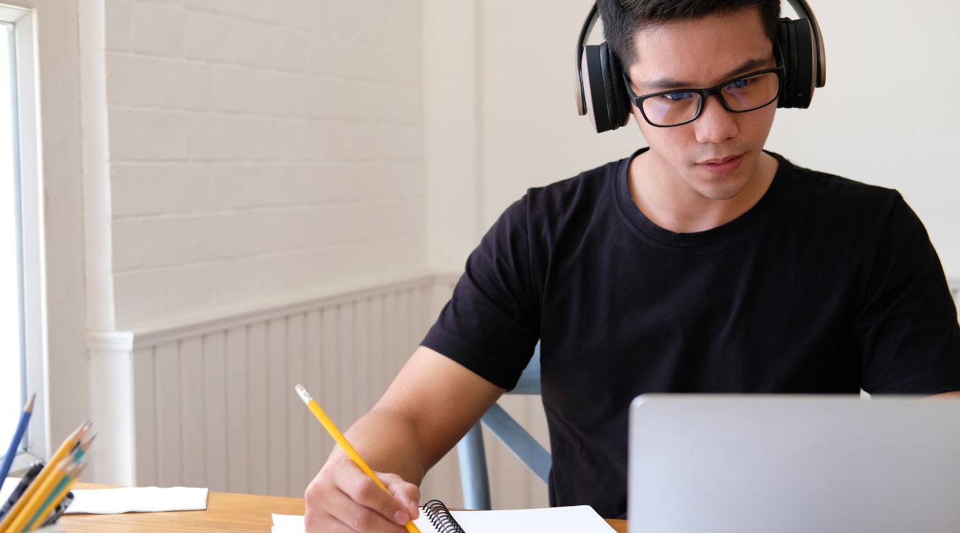 Student learning online